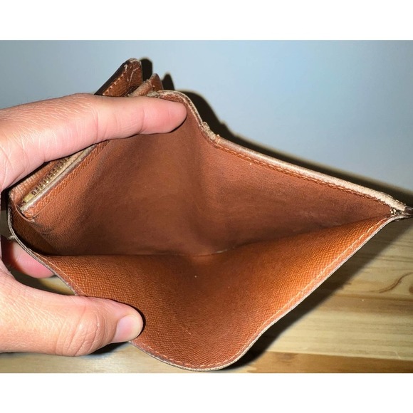 Vintage Louis Vuitton Porte Monnaie Billets‎ Wallet - Picture 9 of 15